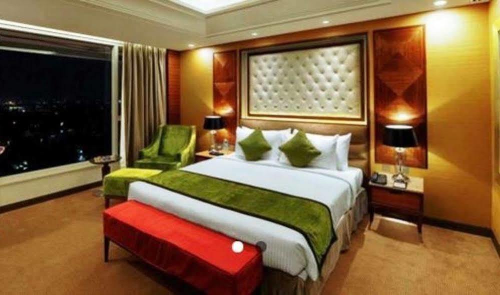 Hotel Sayaji Kolhapur Extérieur photo