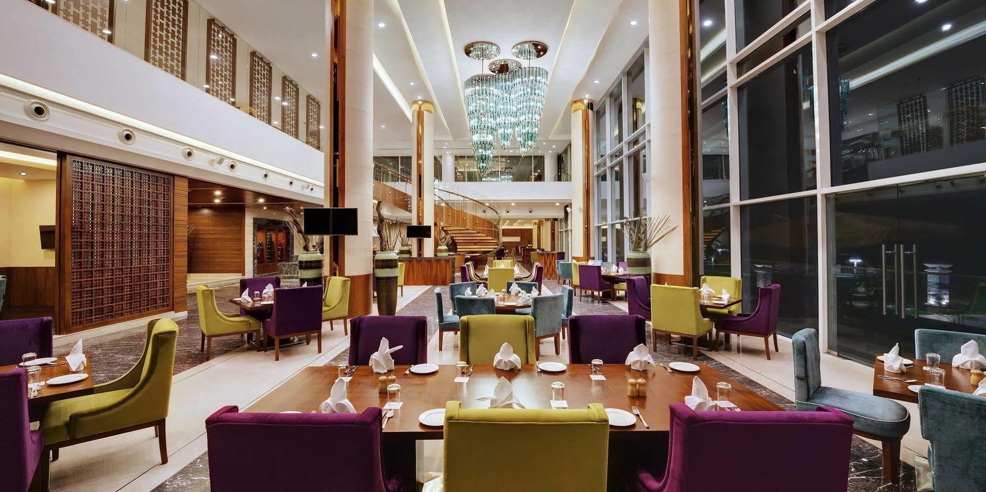 Hotel Sayaji Kolhapur Extérieur photo